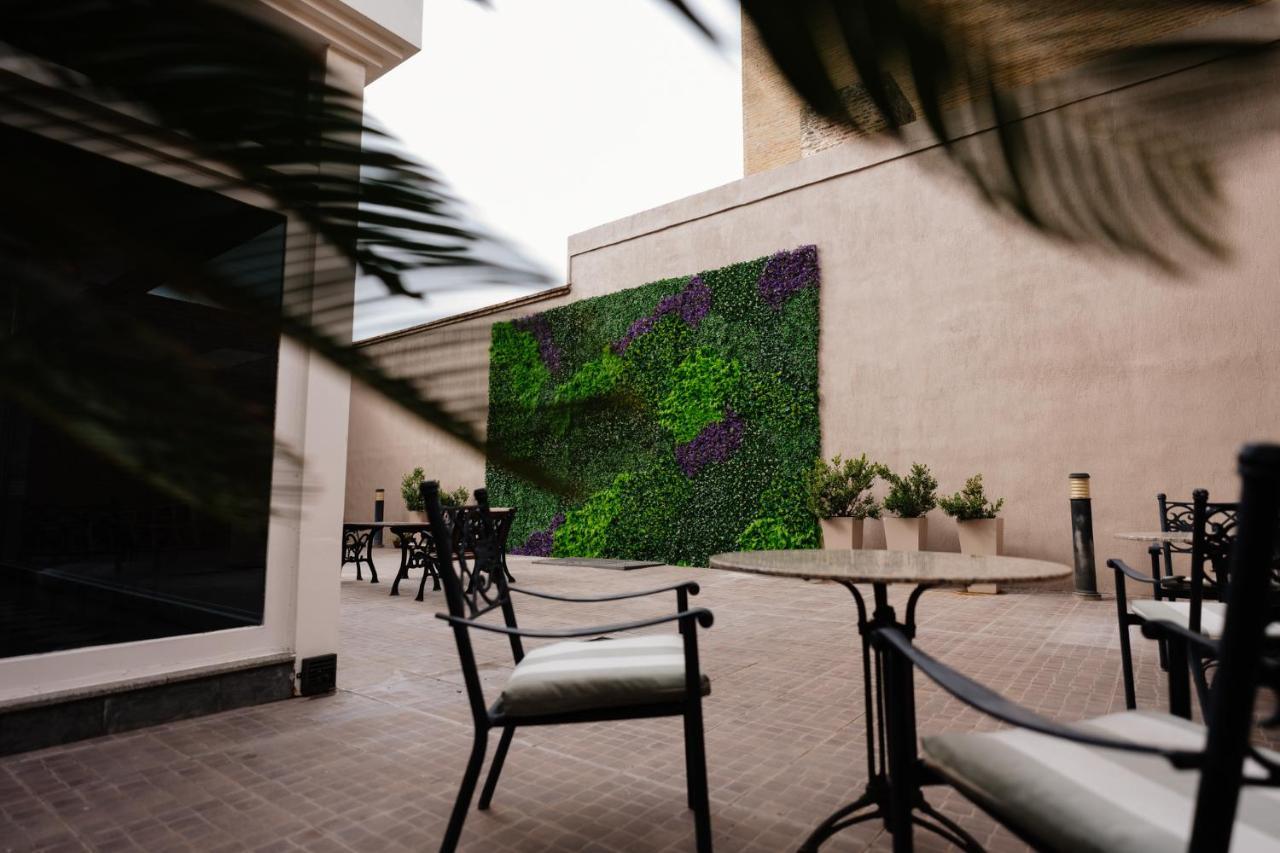 San Nicolas Plaza ซานนิโกลัส เด ลอสอาร์โรโยส ภายนอก รูปภาพ